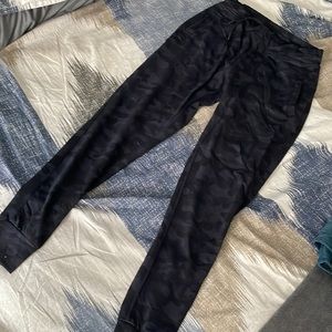 Alphalete joggers